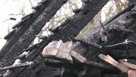 VIDEO Povestea bisericii de lemn care a ars. Lăcașul era moment istoric vechi de 300 de ani